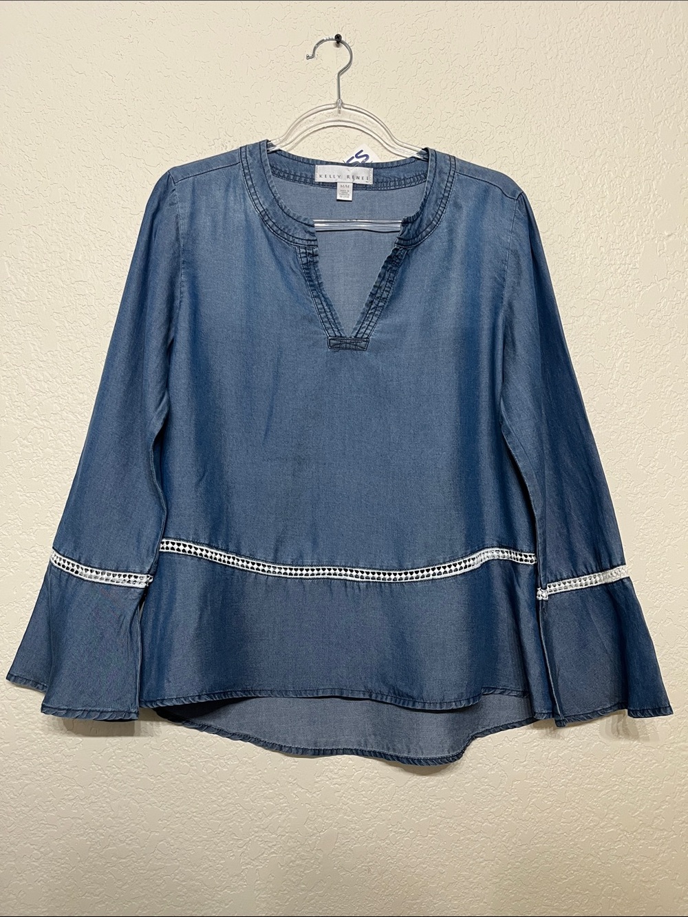 Kelly Renee Women’s Medium Denim Split-Neck Peasant Blouse with White Detail